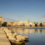 Un intervento decisamente invasivo che diede vita al Lungomare Imperatore Augusto